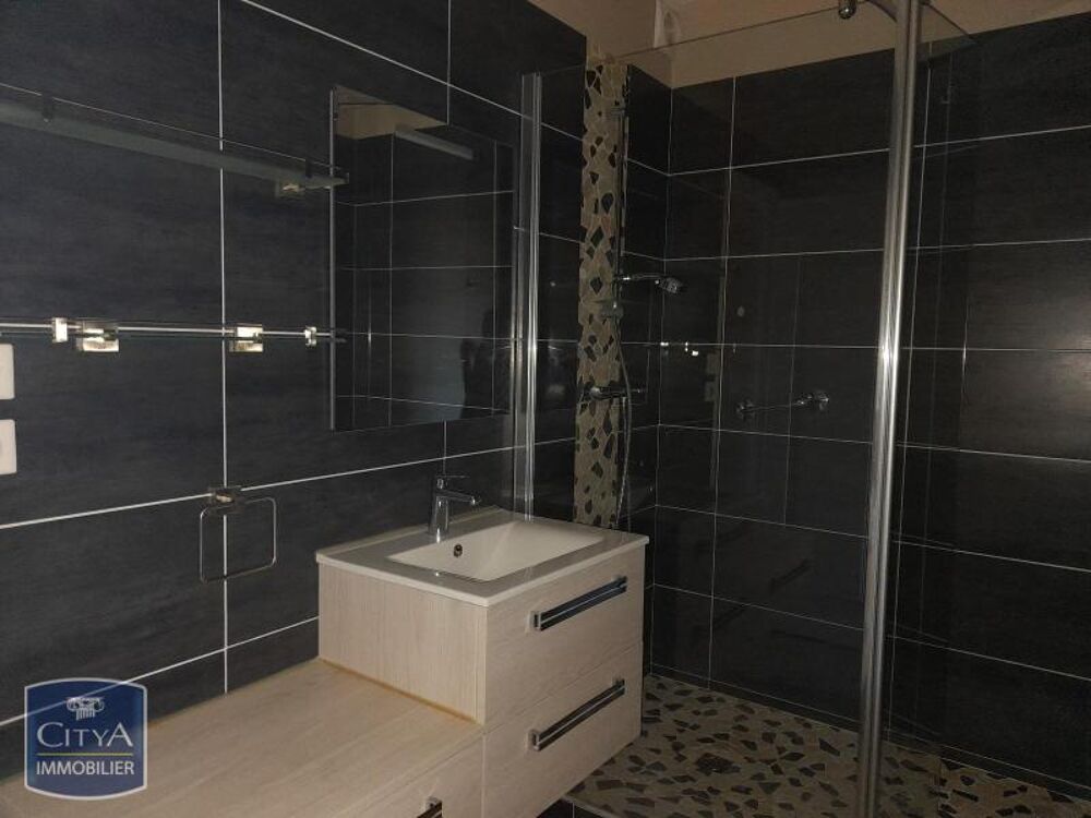 location Appartement - 2 pièce(s) - 70 m² Angoulême (16000)
