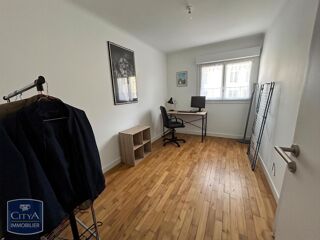  Appartement à louer 3 pièces 66 m²