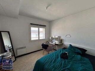  Appartement à louer 4 pièces 71 m²