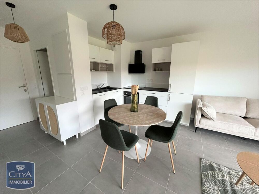 location Appartement - 2 pièce(s) - 45 m² La Roche-sur-Foron (74800)