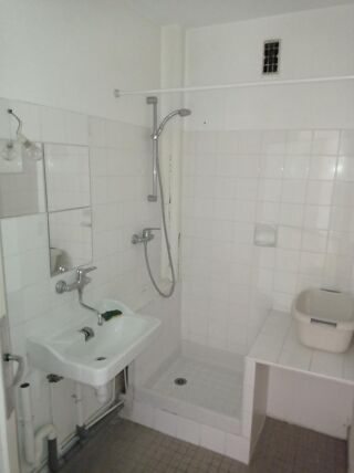  Appartement à louer 3 pièces 67 m²