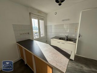  Appartement à louer 3 pièces 55 m²