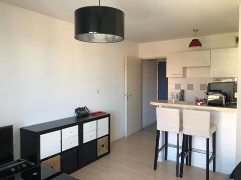   Location Appartement Appartement - 2 pièce(s) - 32 m²