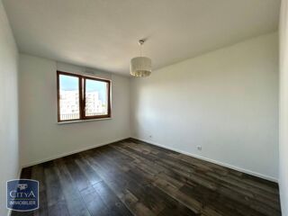  Appartement à louer 3 pièces 62 m²