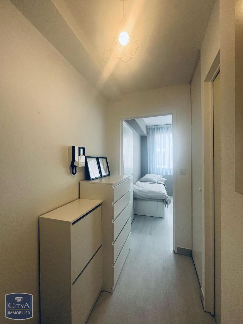 location Appartement - 1 pièce(s) - 17 m² Tours (37000)