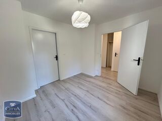  Appartement à louer 2 pièces 47 m²