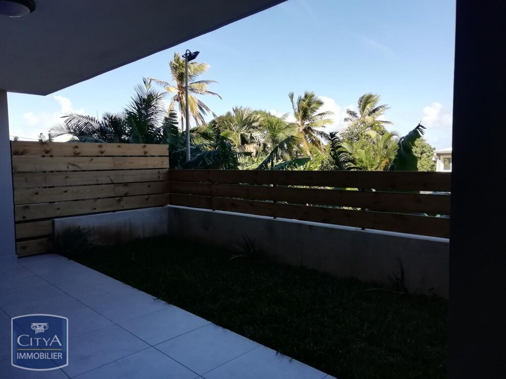 location Appartement - 2 pièce(s) - 53 m² Saint-Pierre (97410)