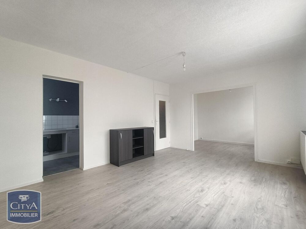 À LOUER : Appartement T3 à Châteauroux, situé dans un qu....