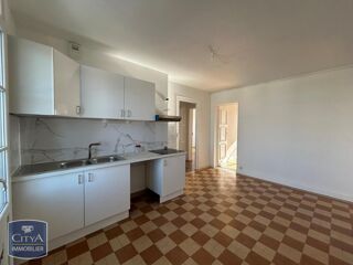  Appartement à louer 3 pièces 73 m²