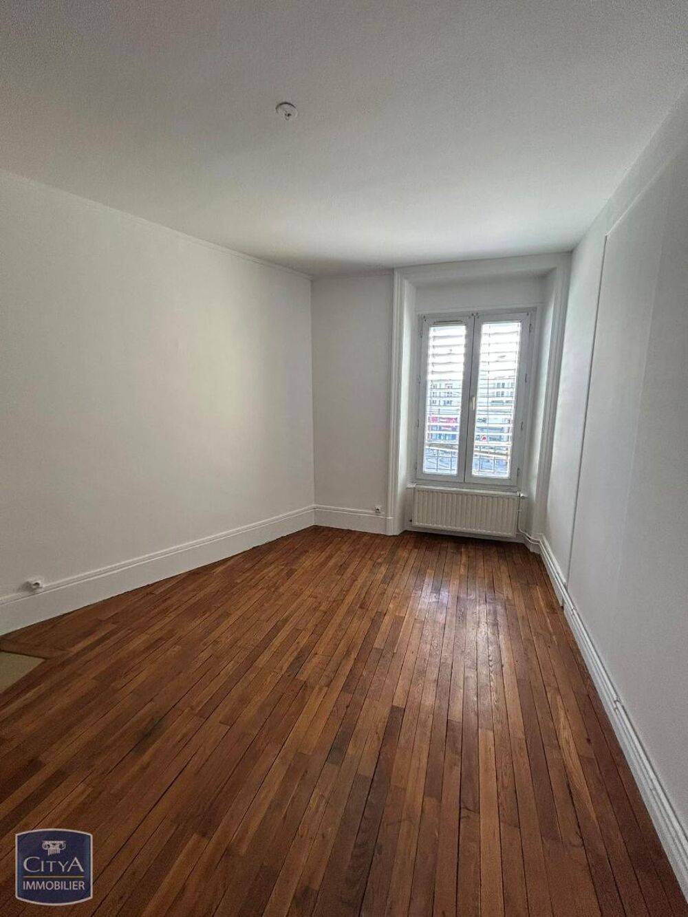 location Appartement - 3 pièce(s) - 78 m² Lyon 7