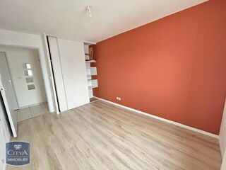  Appartement à louer 2 pièces 46 m²