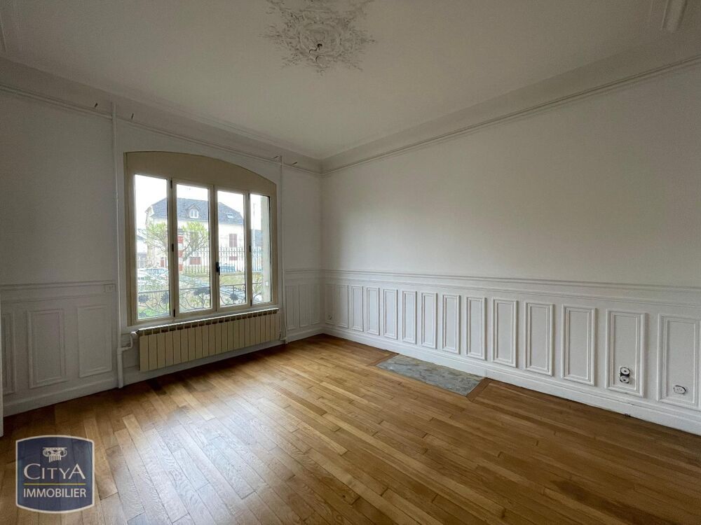 location Maison - 8 pièce(s) - 212 m² Château-Thierry (02400)