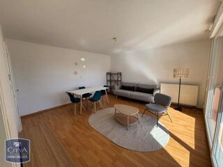  Appartement à louer 2 pièces 50 m²
