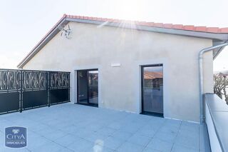  Appartement à louer 3 pièces 60 m²