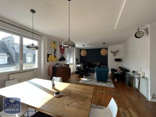  Appartement à louer 3 pièces 100 m²