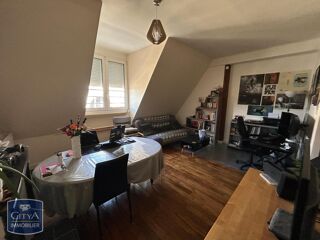  Appartement à louer 2 pièces 52 m²