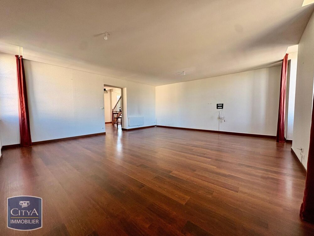 location Appartement - 4 pièce(s) - 104 m² Coutras (33230)