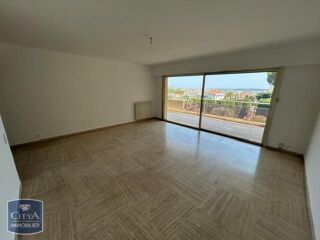  Appartement à louer 3 pièces 85 m²