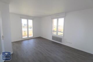 location Appartement - 3 pièce(s) - 63 m² Lucé (28110)
