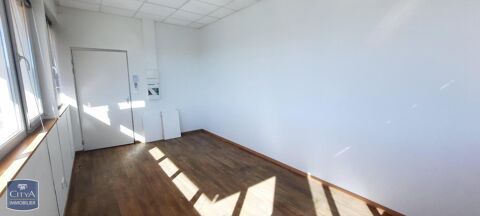   Location / Local Commercial 