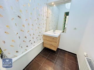  Appartement à louer 3 pièces 63 m²