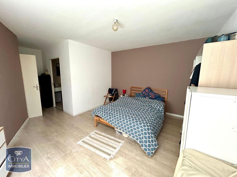EXCLUSIVITÉ - DERNIER ÉTAGE En location : à BOURG EN BRE....