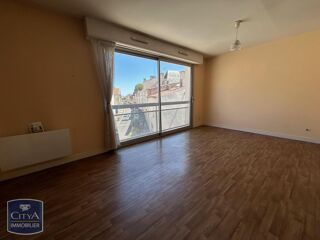  Appartement à louer 1 pièce 33 m²