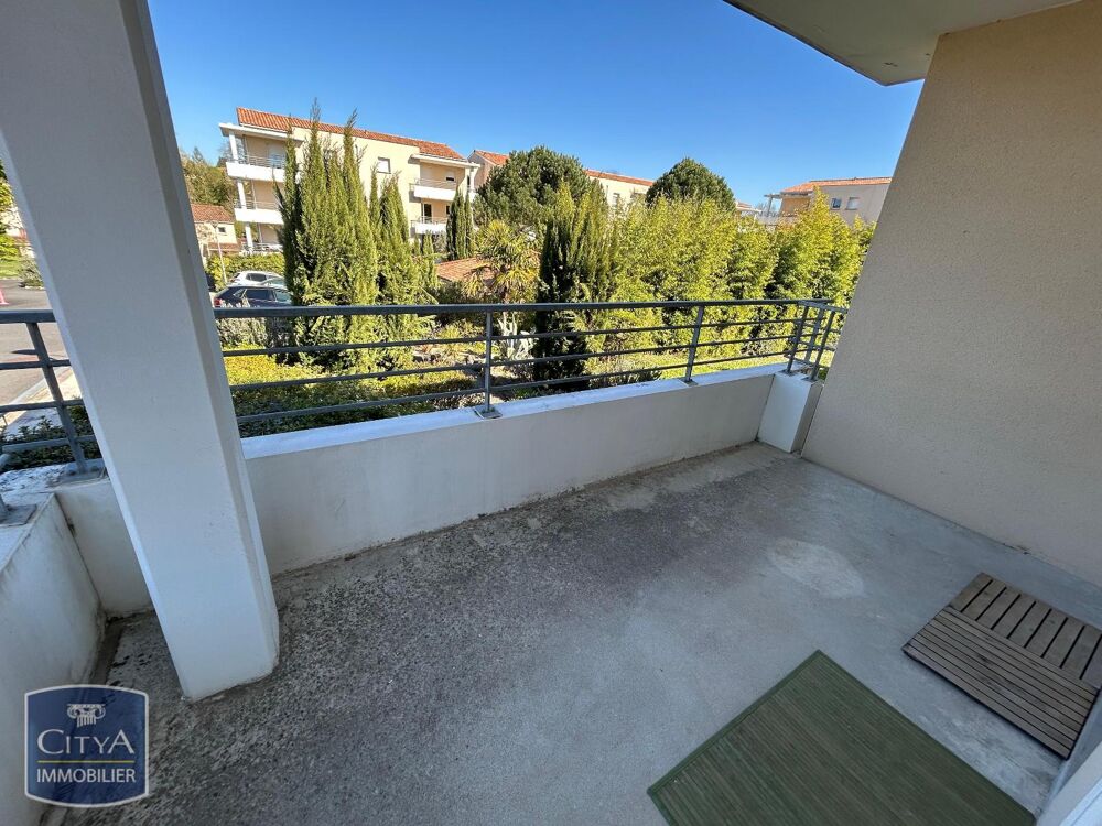 location Appartement - 3 pièce(s) - 60 m² Saint-Michel (16470)