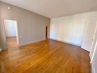  Appartement � louer 2 pi�ces 64 m�