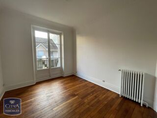  Appartement à louer 3 pièces 90 m²