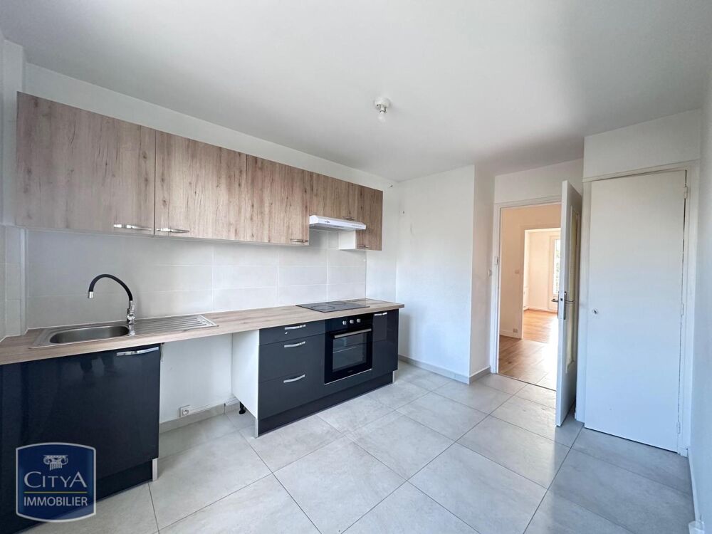 A LOUER Bel appartement de type T4 situé à Grenoble - 18....