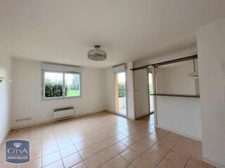  Appartement à louer 3 pièces 55 m²