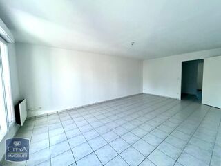  Appartement à louer 4 pièces 92 m²