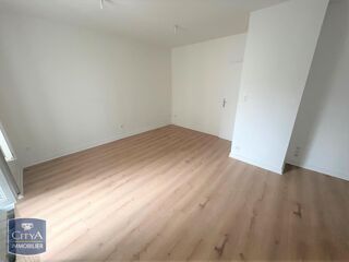  Appartement à louer 2 pièces 36 m²