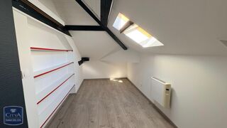  Appartement à louer 3 pièces 32 m²