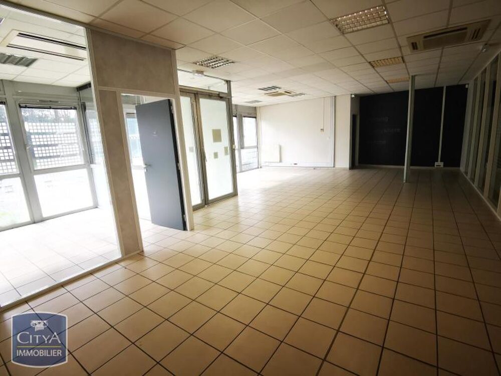  Location / Local Commercial - 336 m² 