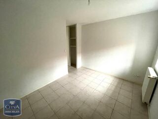  Appartement à louer 2 pièces 45 m²