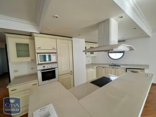  Appartement � louer 2 pi�ces 72 m� Cagnes sur mer