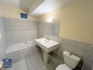  Appartement à louer 2 pièces 47 m²