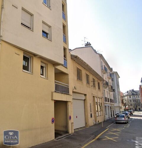  Parking / Garage  louer 