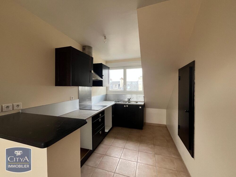 À LOUER : Appartement T3 situé à Cherbourg en Cotentin, ....