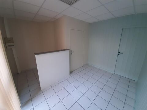   Location / Local Commercial 