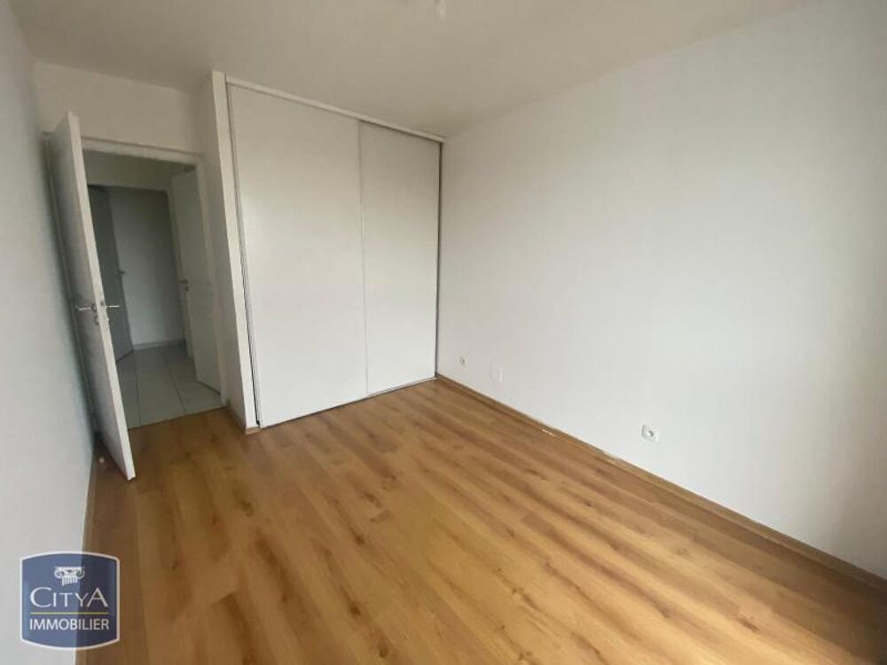 SANS FRAIS D'AGENCE - APPARTEMENT 3 PIÈCES AVEC BALCON L....