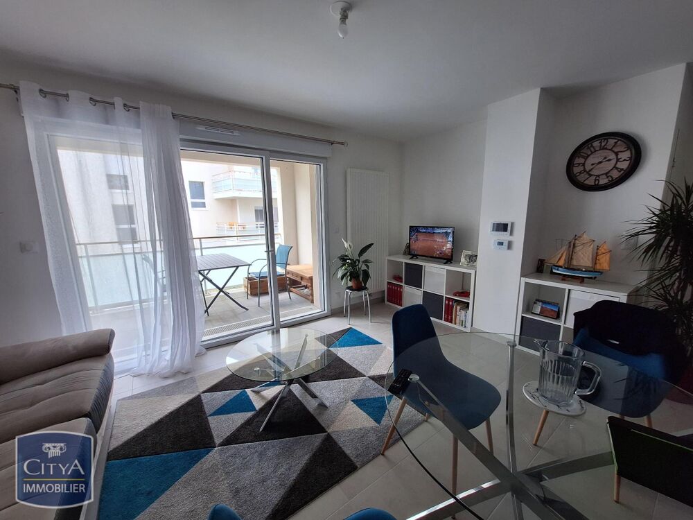 À LOUER : Appartement T2 moderne à Pornic, situé dans un....