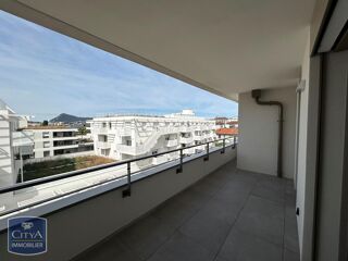  Appartement à louer 3 pièces 61 m²