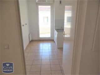  Appartement à louer 4 pièces 85 m²