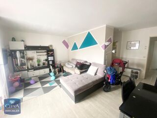  Appartement à louer 4 pièces 74 m²