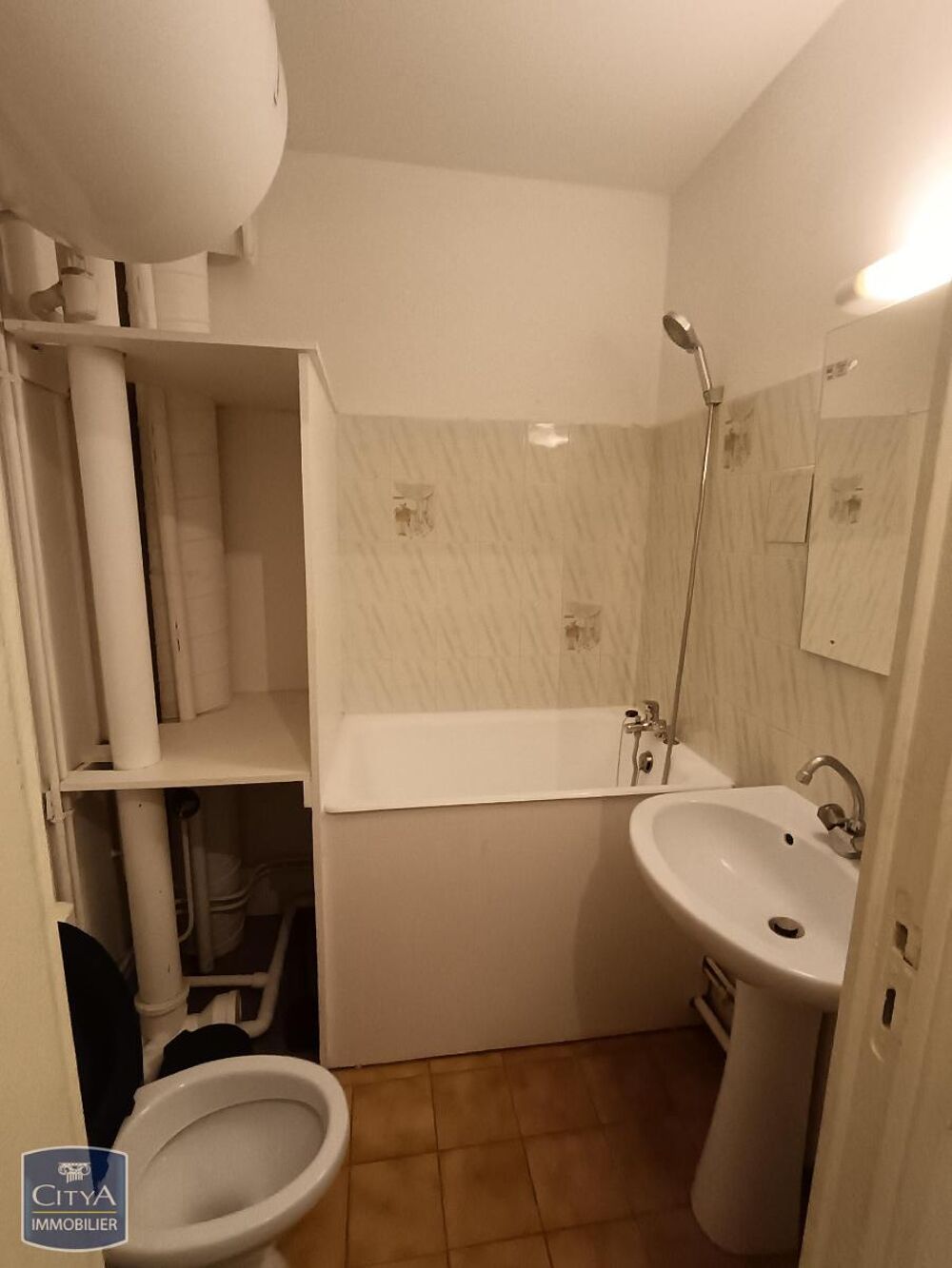 location Appartement - 1 pièce(s) - 19 m² Dijon (21000)