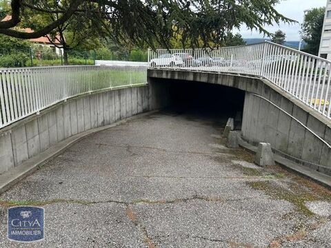  Parking / Garage � louer 