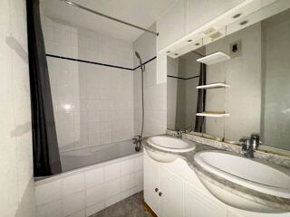  Appartement à louer 3 pièces 67 m²